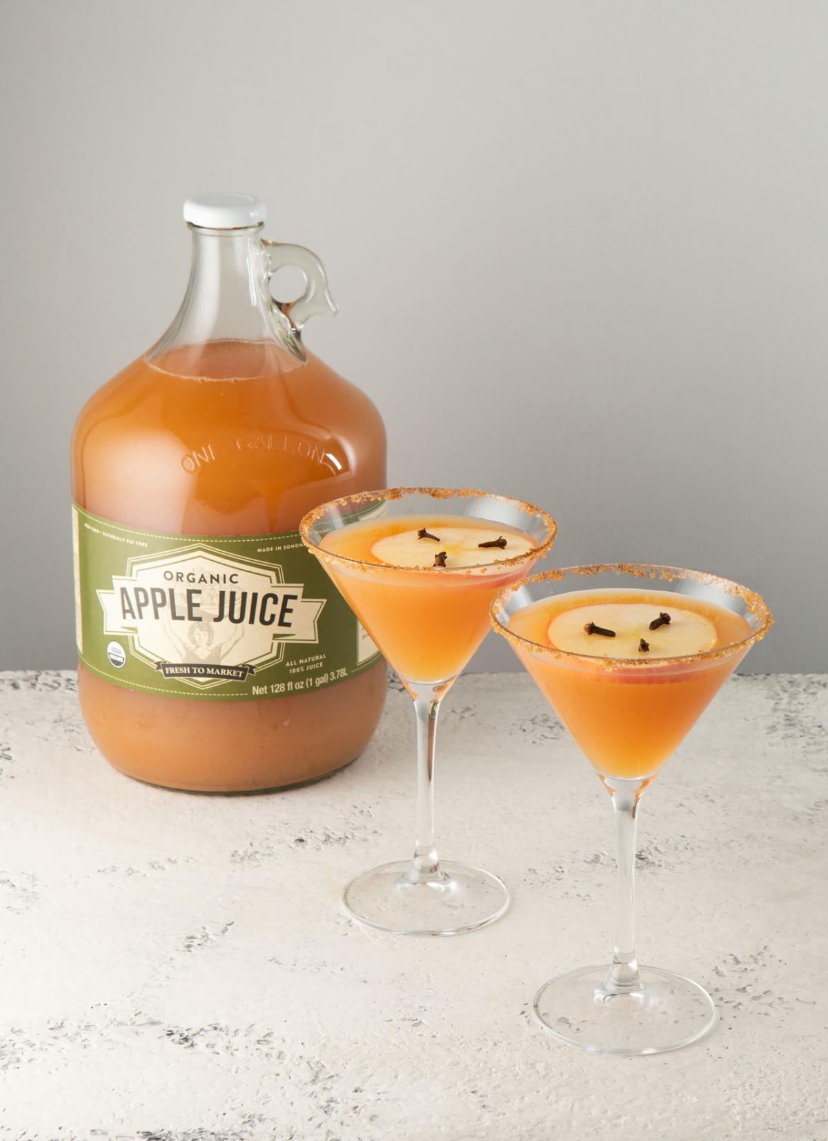 apple pie martini with jug of apple juice