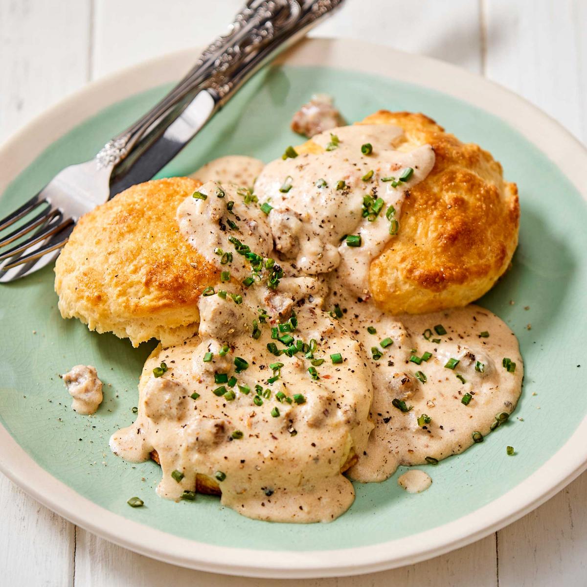 Buttermilk Biscuits & Sausage Gravy with Fresh to Market Sausage