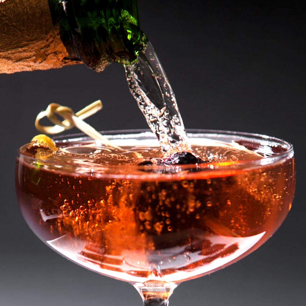 Currant Affairs Sparkling Cocktail