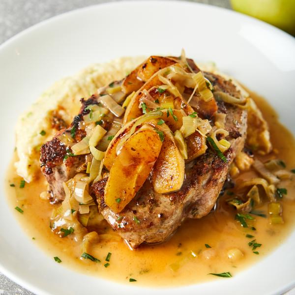 Garlic Pork Chops with Apples & Polenta