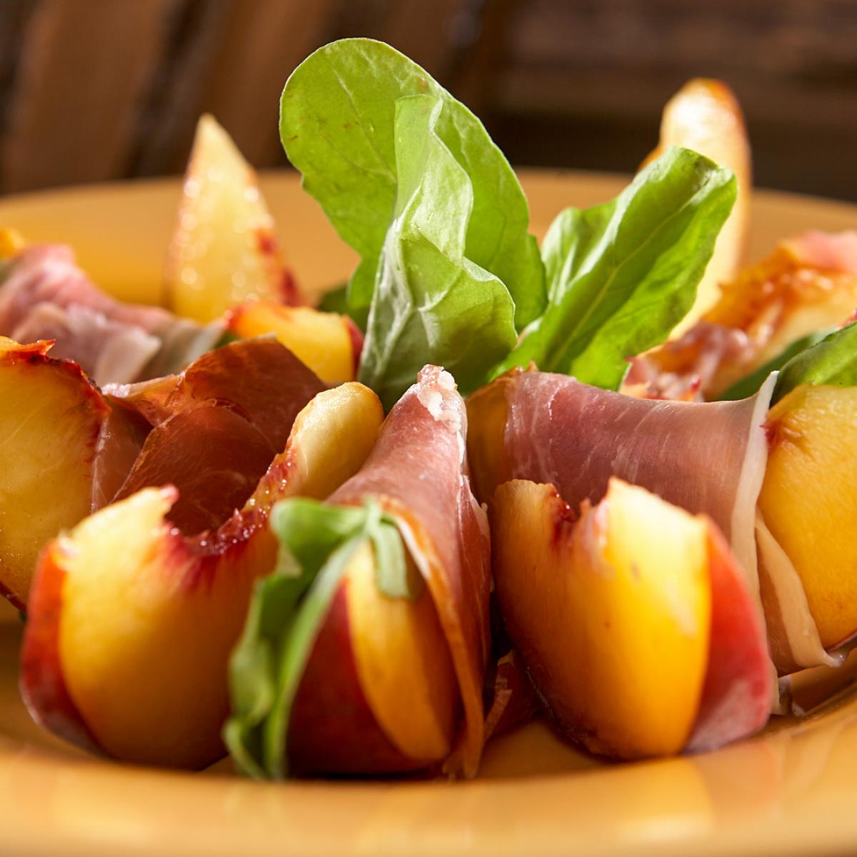 Prosciutto, Peach, & Arugula