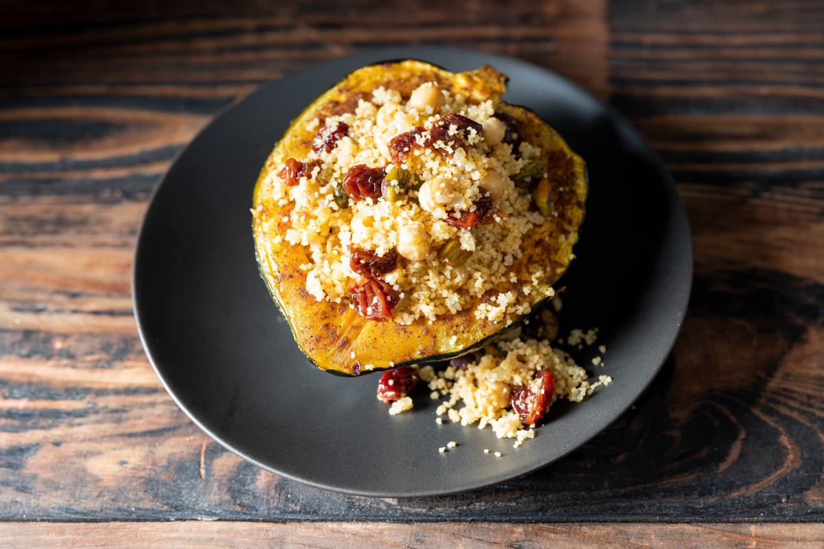 moroccan-stuffed-acorn-squash-1